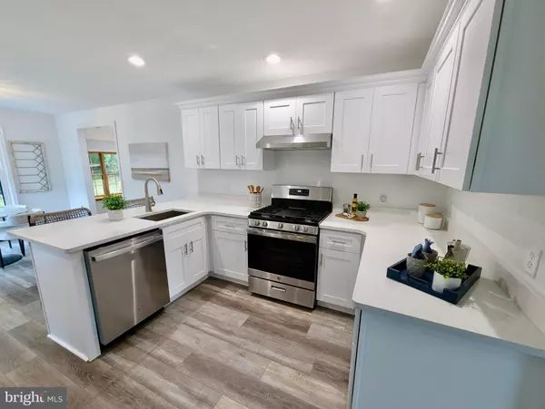 Aston, PA 19014,112 GRACE LN