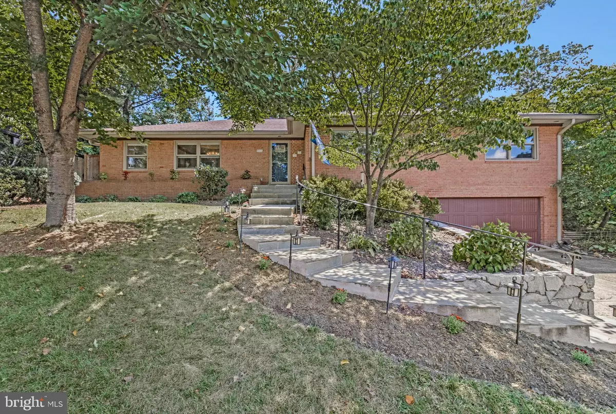 Arlington, VA 22207,4520 39TH ST N