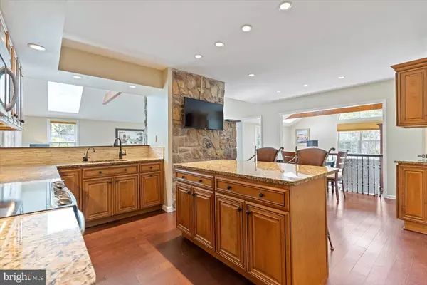 Phoenixville, PA 19460,60 GUILFORD CIR