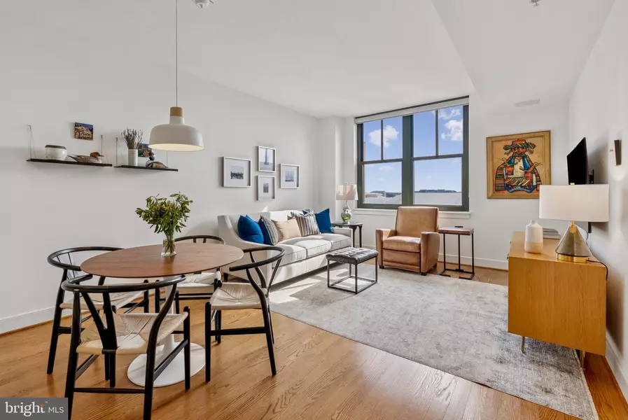 910 M ST NW #1001, Washington, DC 20001