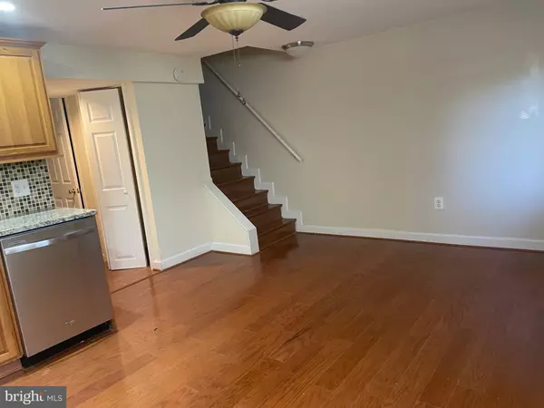 Oxon Hill, MD 20745,5102 GLASSMANOR DR #UNIT 1.