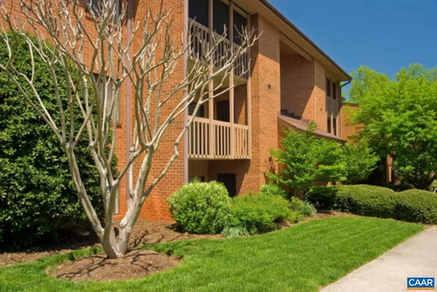 104 TURTLE CREEK RD #09, Charlottesville, VA 22901