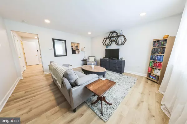 Newark, DE 19702,852 HASTINGS CT