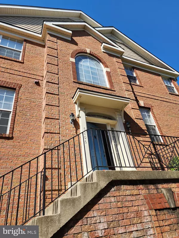 Bowie, MD 20720,5206 MARIES RETREAT DR #133