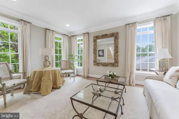 Alexandria, VA 22307,6506 BLUE WING DR