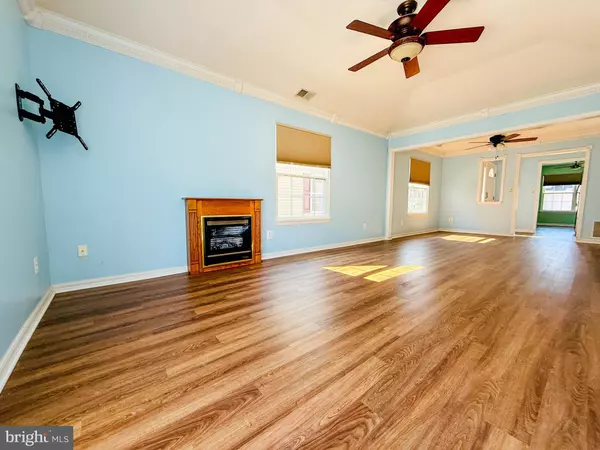 Williamstown, NJ 08094,729 BARBADOS DR