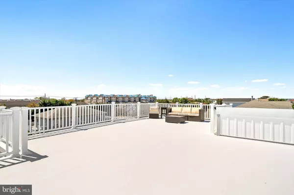 Ship Bottom, NJ 08008,615 BARNEGAT AVE