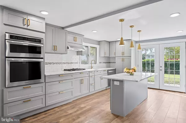 Palmyra, NJ 08065,309 W 5TH ST