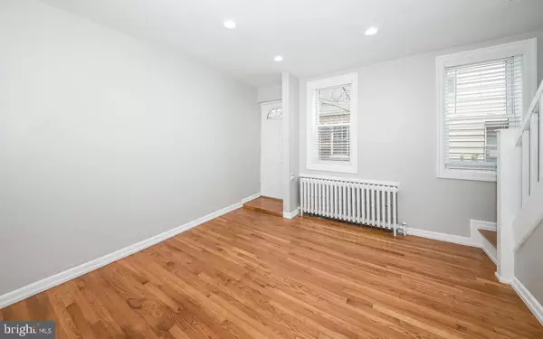 Philadelphia, PA 19147,922 LEAGUE ST