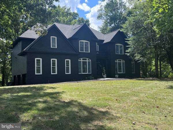 155 ERICA CT, Swedesboro, NJ 08085