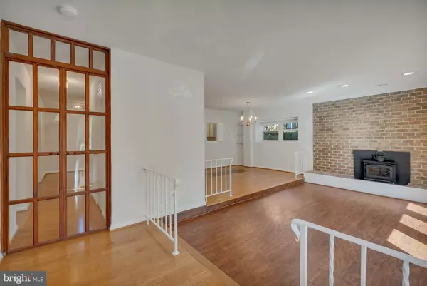 Fairfax, VA 22031,3680 PERSIMMON CIR