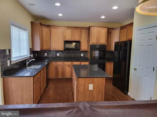 Haymarket, VA 20169,6161 POPES CREEK PL