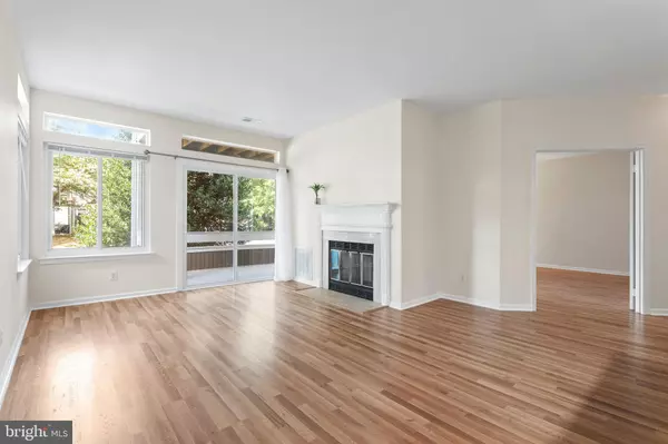 Fairfax, VA 22033,12276 FORT BUFFALO CIR #501