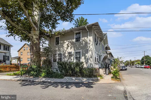 158 S KESWICK AVE, Glenside, PA 19038