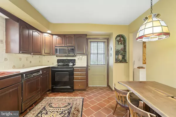 Philadelphia, PA 19128,8420 CHIPPEWA RD