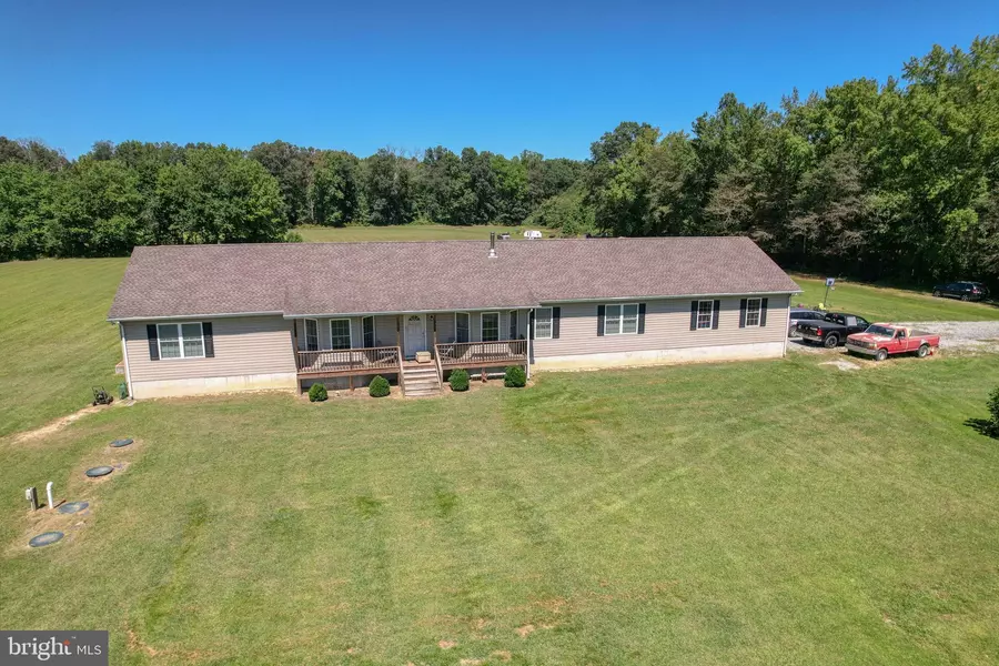 112 OPEN MEADOW CT, Clayton, DE 19938
