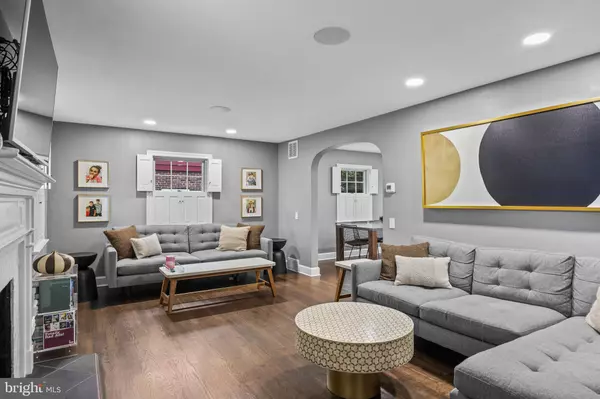 Haddonfield, NJ 08033,219 W SUMMIT AVE