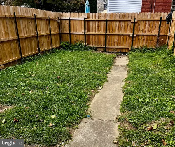 Harrisburg, PA 17103,918 N 18TH ST