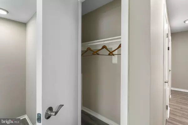 Baltimore, MD 21201,22 ANDREW PL #R126