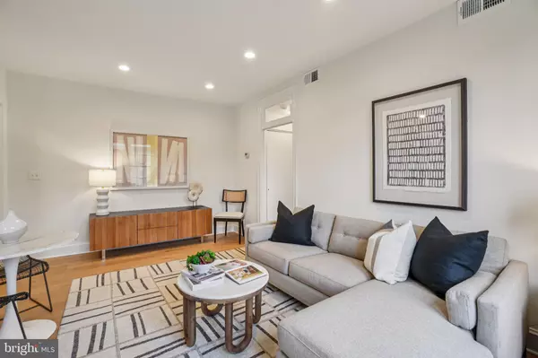 Washington, DC 20009,1401 COLUMBIA RD NW #403