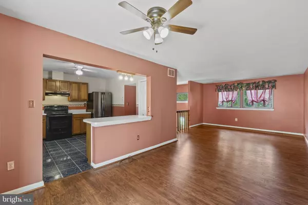 Arnold, MD 21012,60 DIVIDING CREEK CT