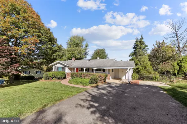 Annandale, VA 22003,7810 COLLEGE LN