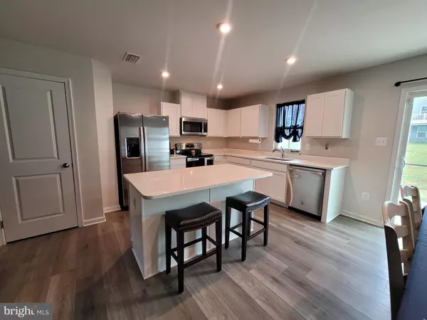 Hedgesville, WV 25427,122 CALAIS PL