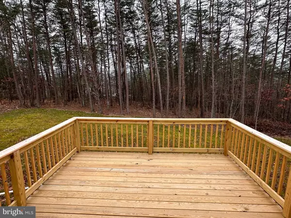 Berkeley Springs, WV 25411,232 OAK HILL ROAD