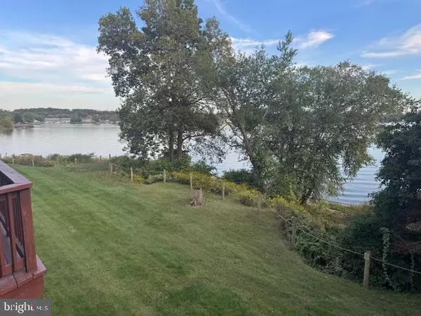 North East, MD 21901,37 NE ISLE DR