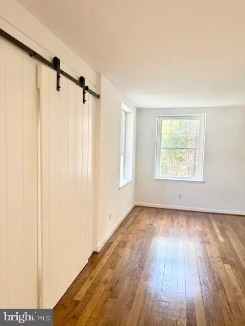 Washington, DC 20016,3720 39TH ST NW #D166