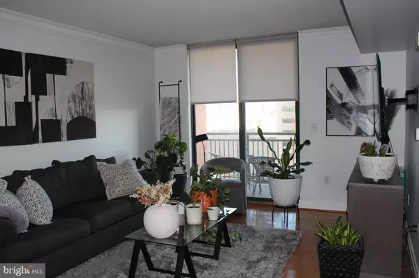 Baltimore, MD 21202,414 WATER ST #1411