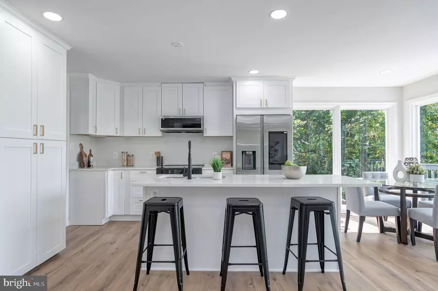 3020 LAKE AVE, Cheverly, MD 20785