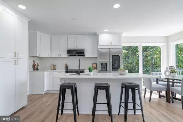 3020 LAKE AVE, Cheverly, MD 20785