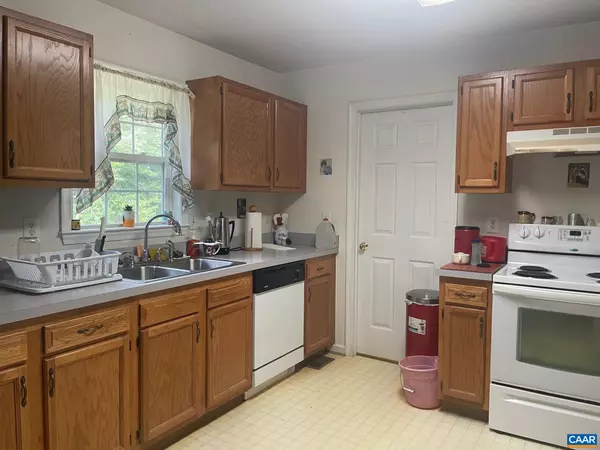 Gordonsville, VA 22942,217 COOL WATER LN