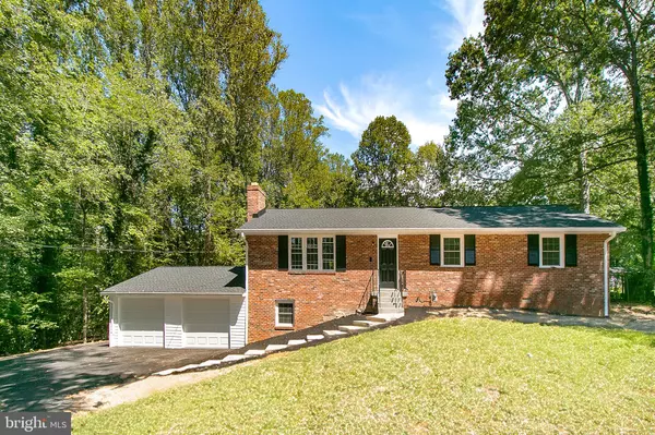 13305 KAHNS RD, Manassas, VA 20112