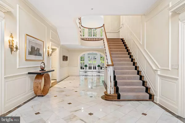 Potomac, MD 20854,9900 NEW LONDON DR