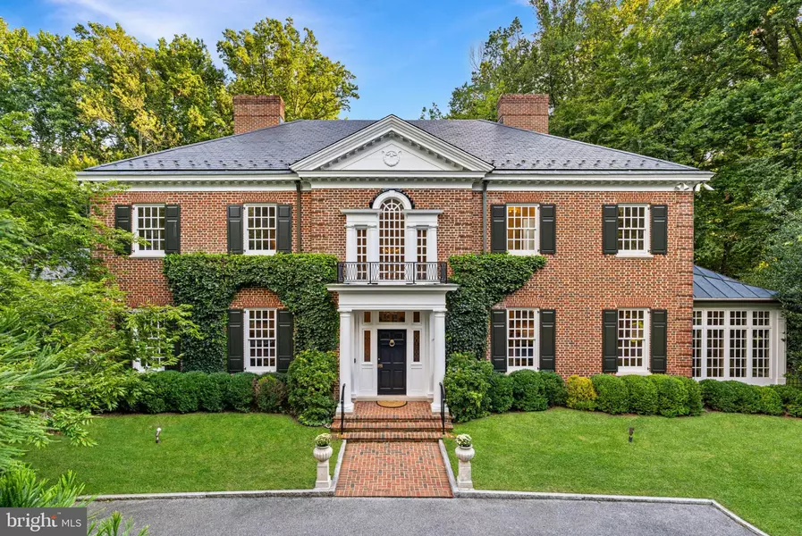 9900 NEW LONDON DR, Potomac, MD 20854