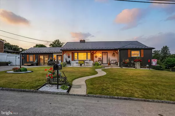 1330 BEELER AVE, York, PA 17408