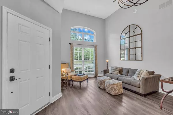 Pennington, NJ 08534,21 BUCKINGHAM DR