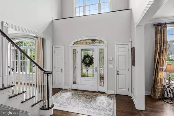 Moorestown, NJ 08057,10 LONGWOOD LN