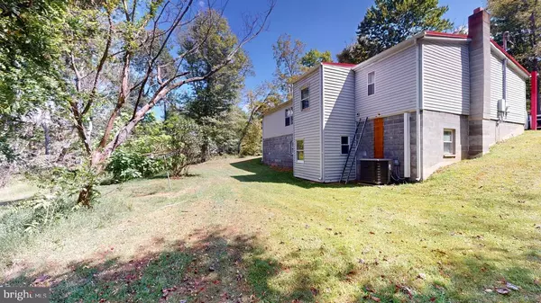Augusta, WV 26704,2856 OLD MARTINSBURG GRADE RD