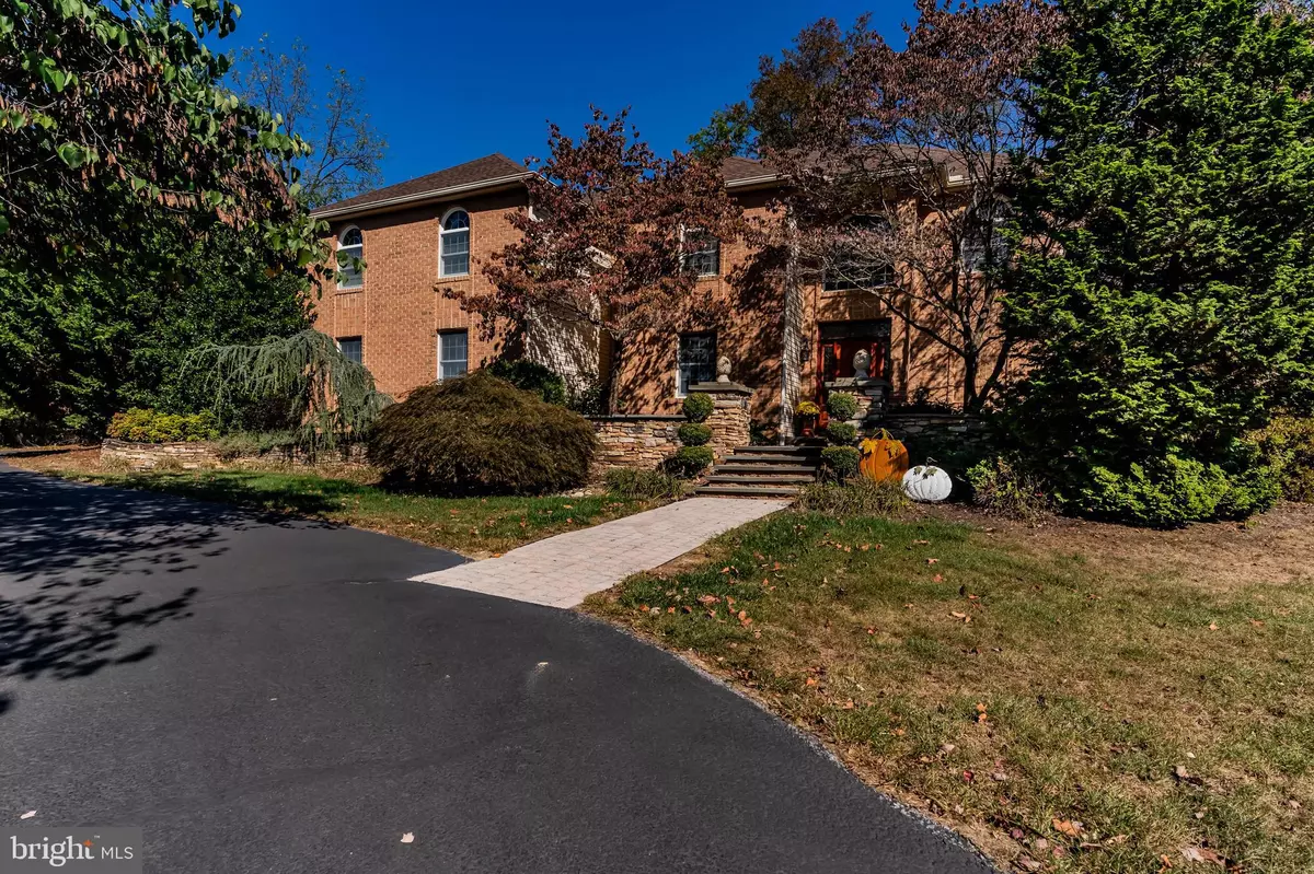Carlisle, PA 17015,16 APPALOOSA WAY