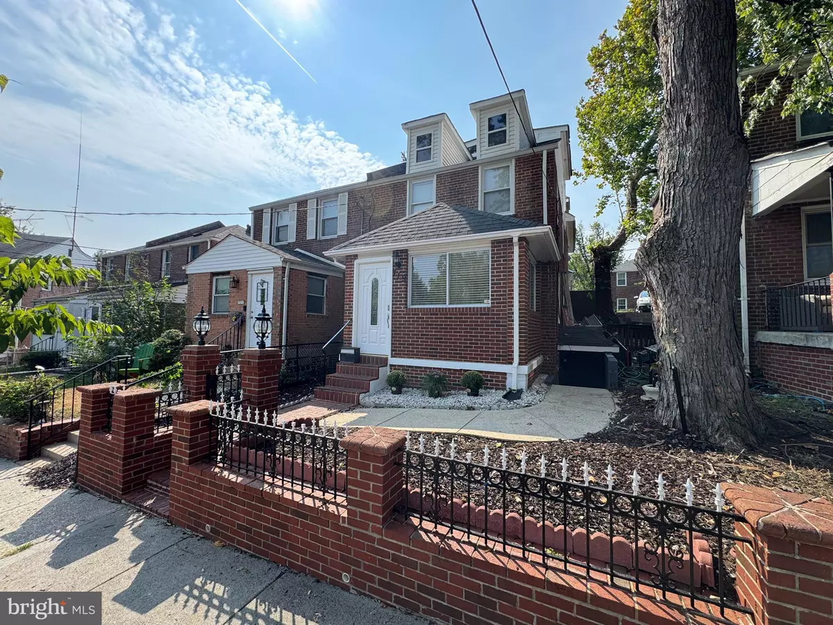 Washington, DC 20017,719 FARRAGUT PL NE
