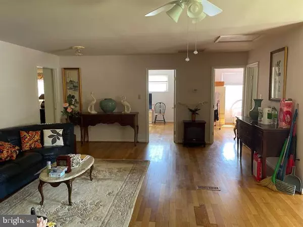 Springfield, VA 22151,5213 MONTGOMERY ST