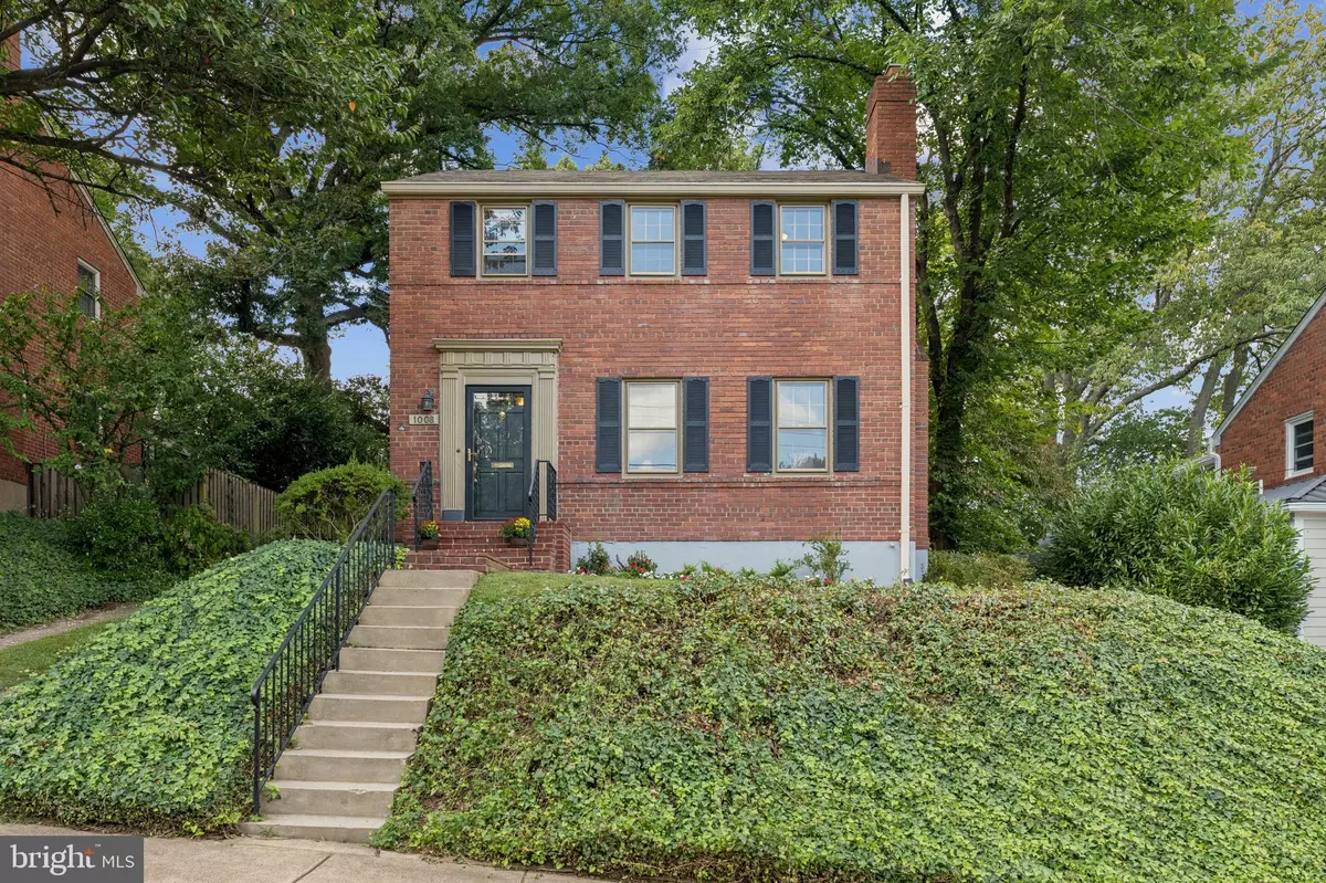 Arlington, VA 22205,1008 N LIVINGSTON ST