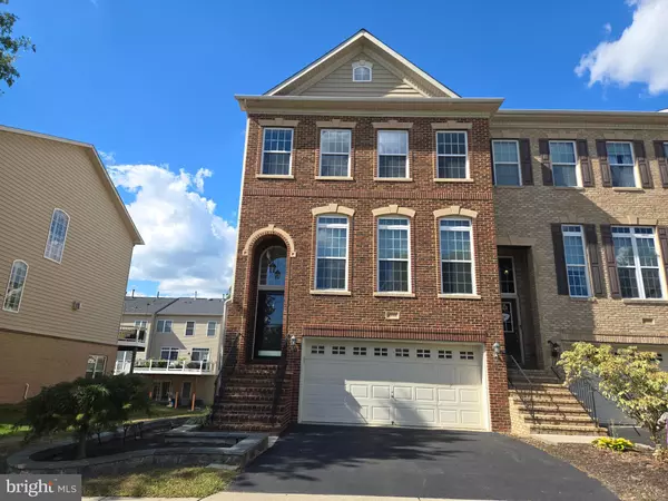 Aldie, VA 20105,25550 OAK MEDLEY