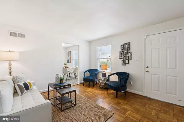 Arlington, VA 22205,1525 N LONGFELLOW ST