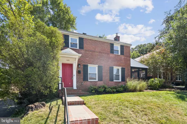 Arlington, VA 22205,1525 N LONGFELLOW ST