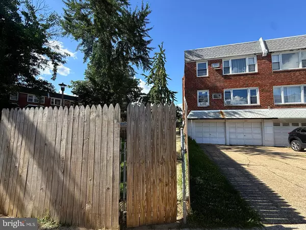 Philadelphia, PA 19116,213 ROBINA TER