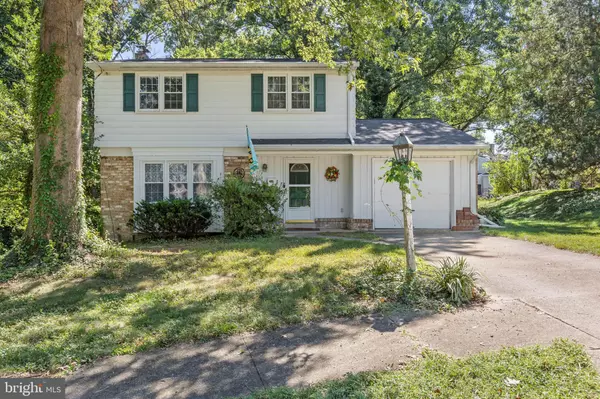 Camp Hill, PA 17011,8 REDWOOD PLACE